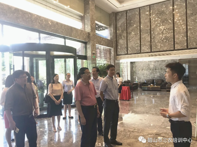 外煉筋骨內(nèi)煉神 壯大基地服“三農(nóng)” —— 記“韶山市三農(nóng)培訓(xùn)中心”申報(bào)湖南省農(nóng)村實(shí)用人才培訓(xùn)基地(圖2) 外煉筋骨內(nèi)煉神 壯大基地服“三農(nóng)” —— 記“韶山市三農(nóng)培訓(xùn)中心”申報(bào)湖南省農(nóng)村實(shí)用人才培訓(xùn)基地(圖2)